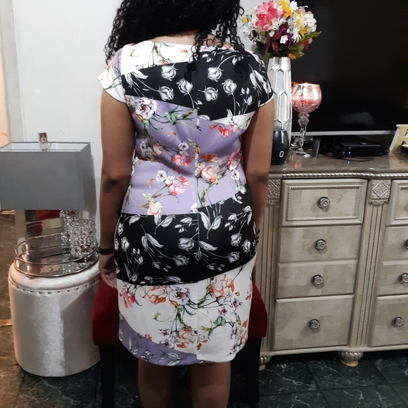 NWOT Vince Camuto Size 12 Floral Print Dress - Picture 3 of 5